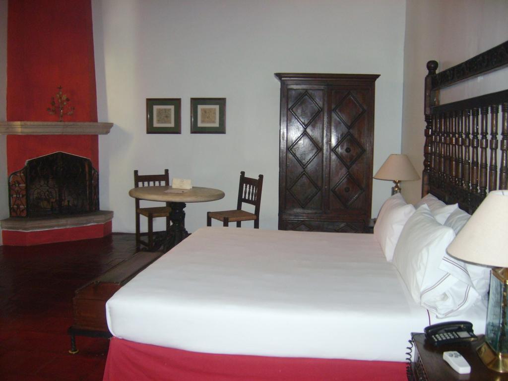 Hotel Casa Colonial - Adults Only Куэрнавака Номер фото